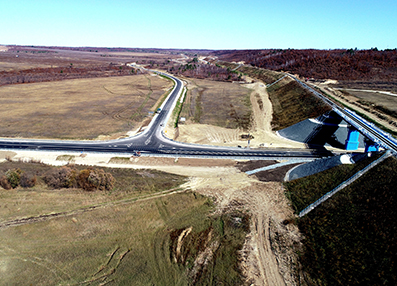 Строительство подъездных автомобильных дорог на площадках рудников